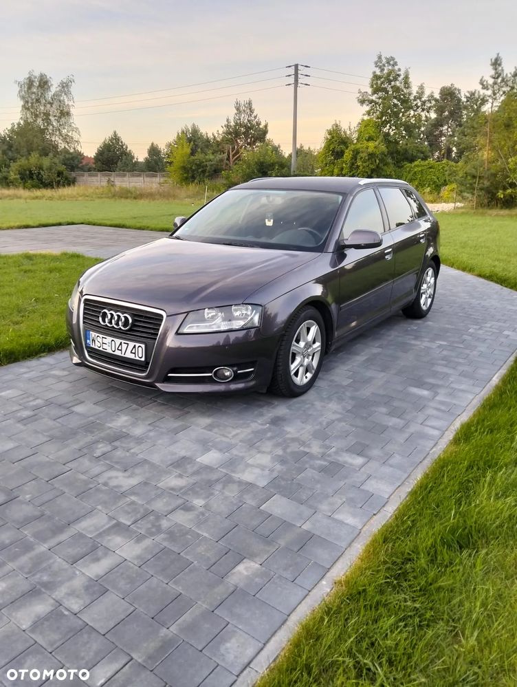 Audi A3 Sportback 2.0 TDI DPF Ambiente - 6