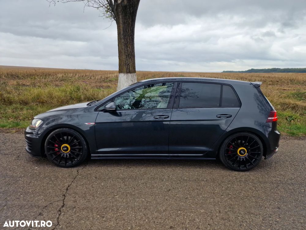 Volkswagen Golf GTI Performance BlueMotion Technology DSG - 3