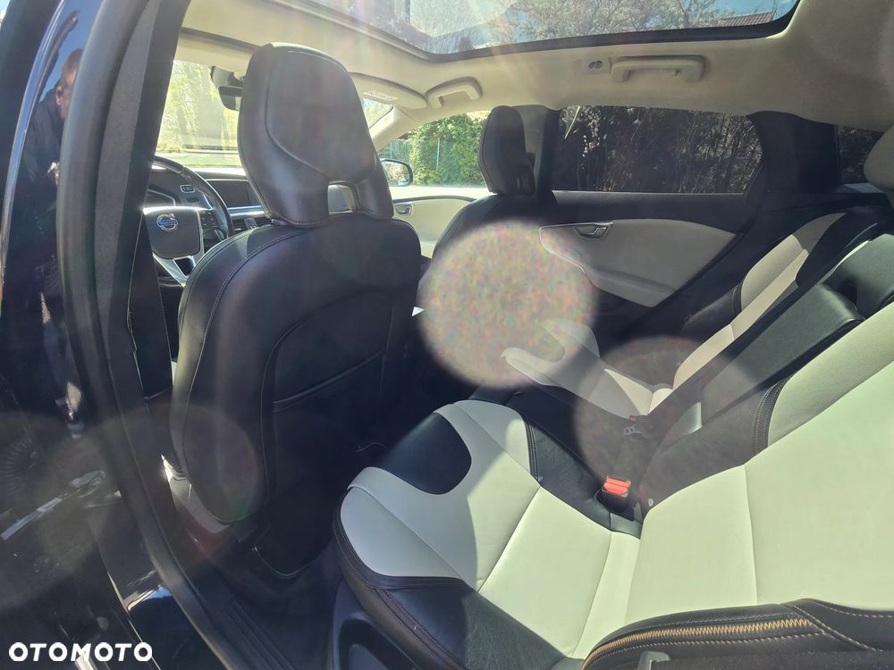 Volvo V40 D4 Geartronic Summum - 10