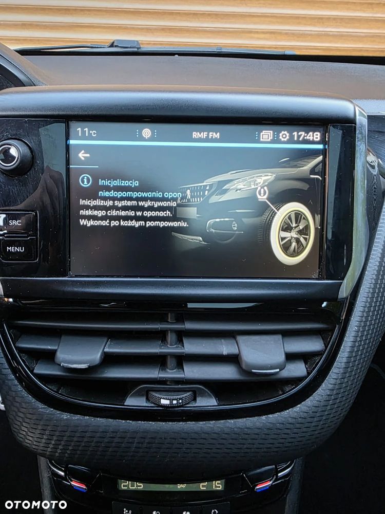 Peugeot 2008 PureTech 110 Stop&Start Allure - 32