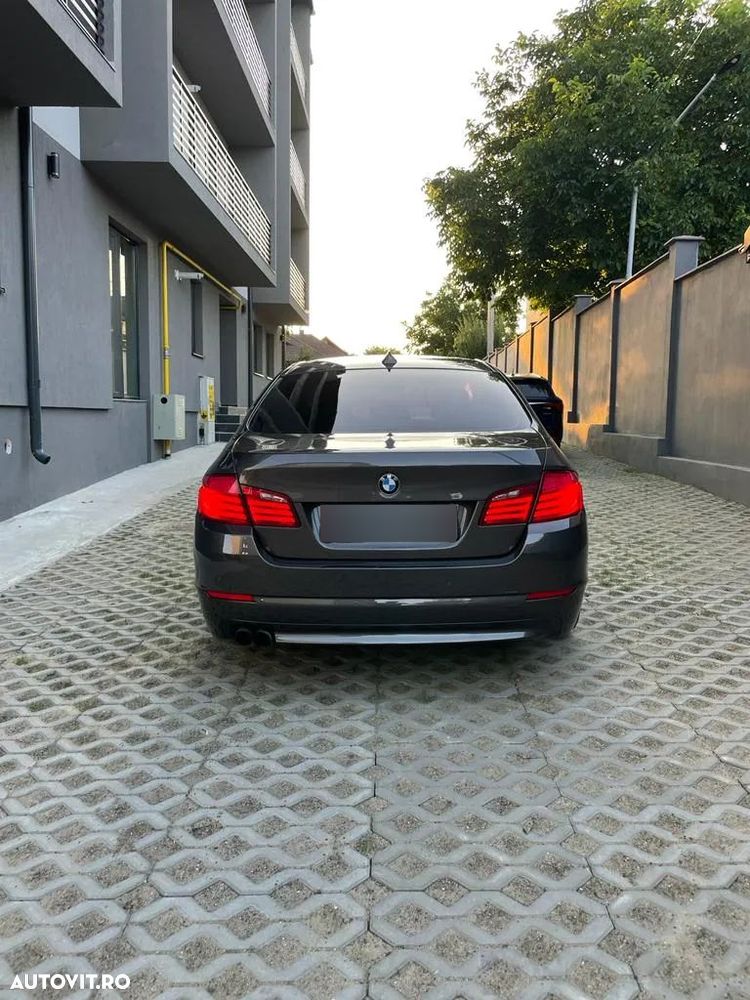 BMW Seria 5 520d - 2