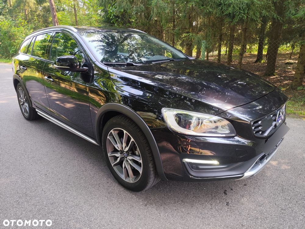 Volvo V60 Cross Country - 6