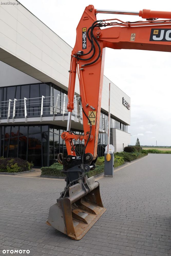 JCB JS175W - 16
