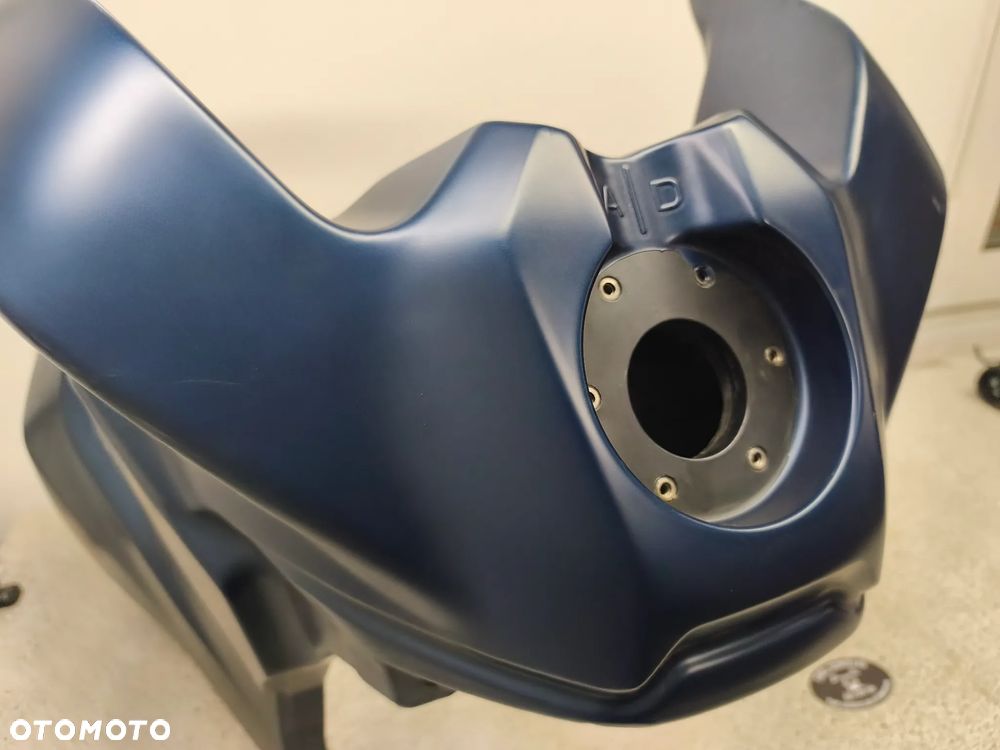 Bak, zbiornik paliwa KTM 890 Adventure - 19