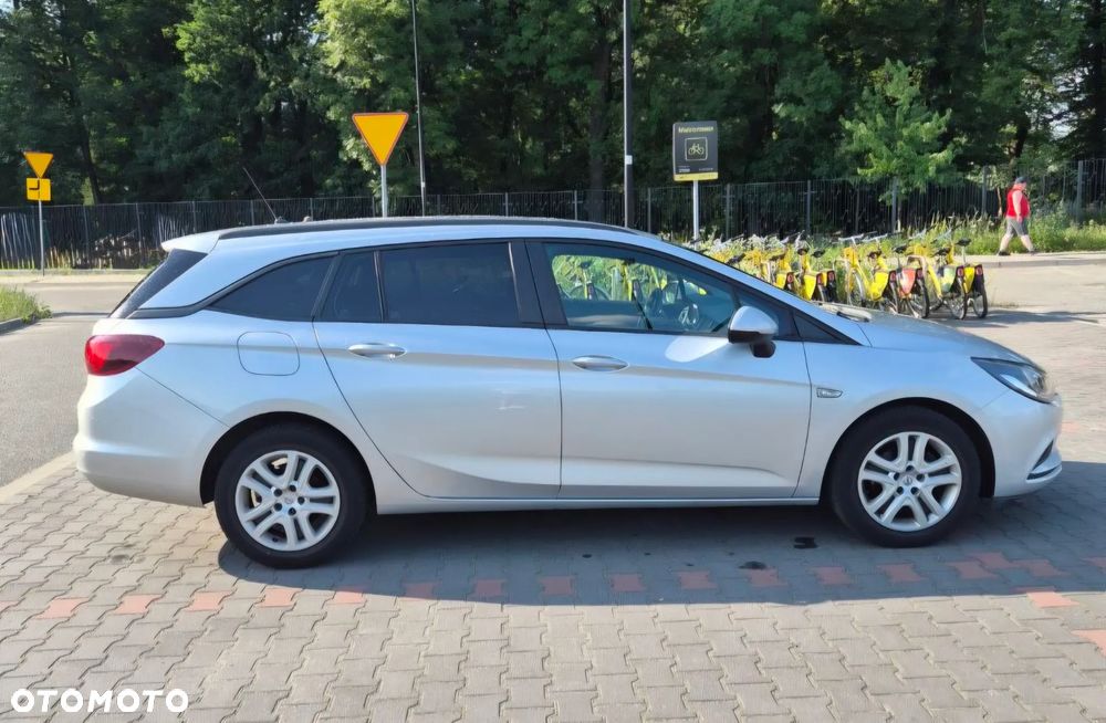 Opel Astra 1.6 CDTI Sport - 3