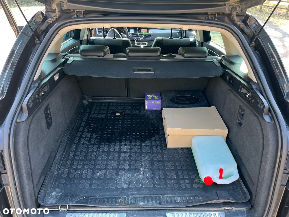 Renault Laguna 2.0 dCi Initiale - 14