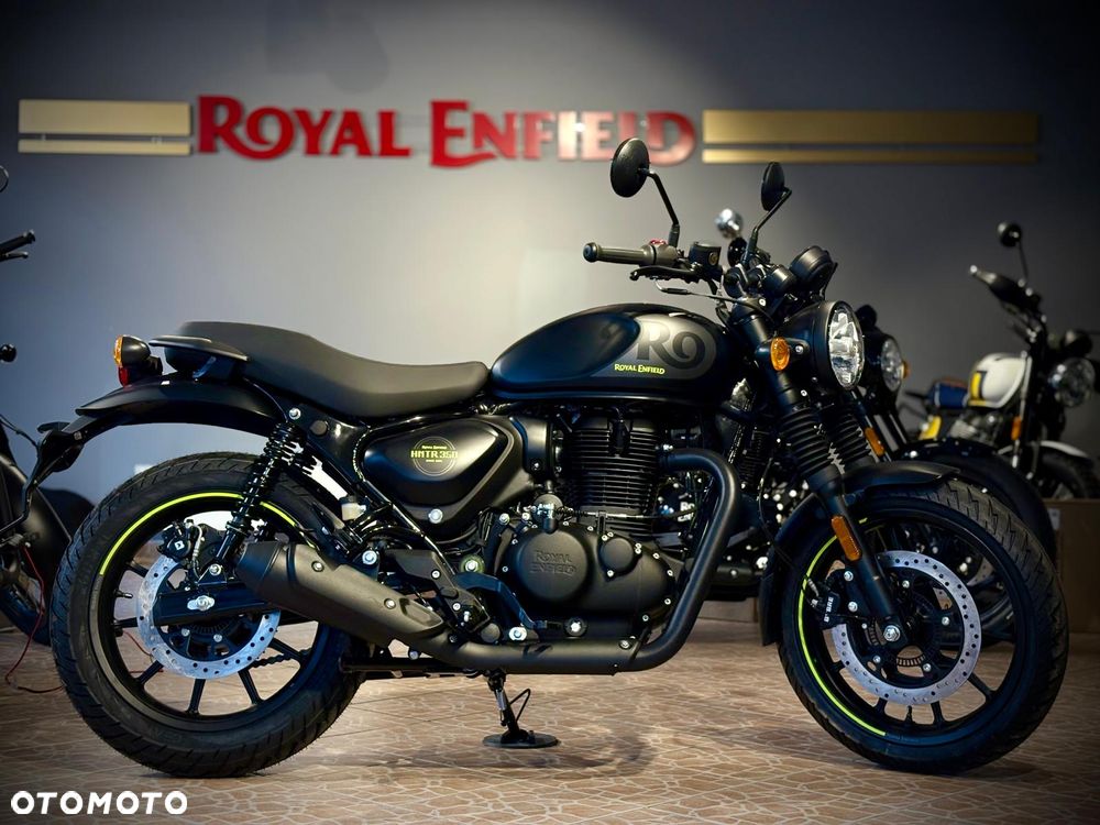 Royal Enfield HNTR - 1