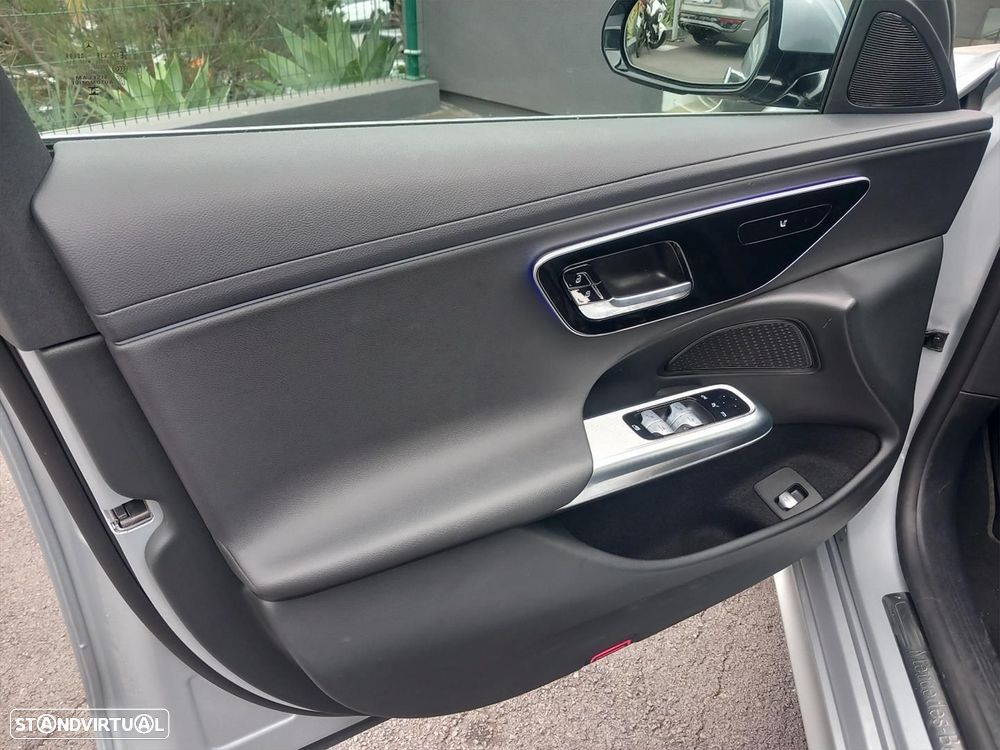 Mercedes-Benz E 220 d Avantgarde - 7