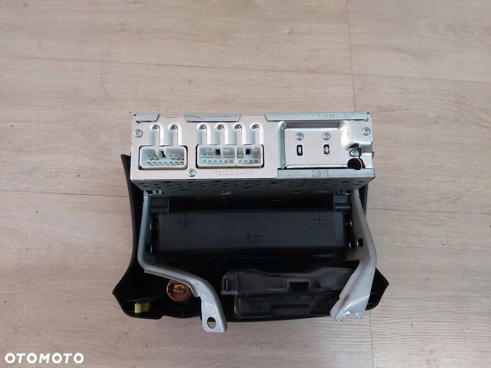 Toyota Yaris I LIFT radio kaseta 86120-0D070 - 4
