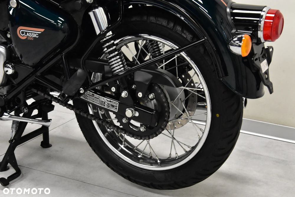 Royal Enfield Classic - 34