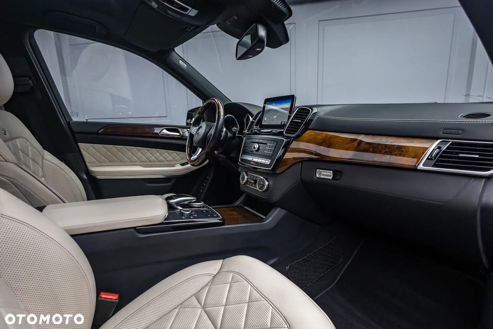 Mercedes-Benz Gls 2016 photo 5