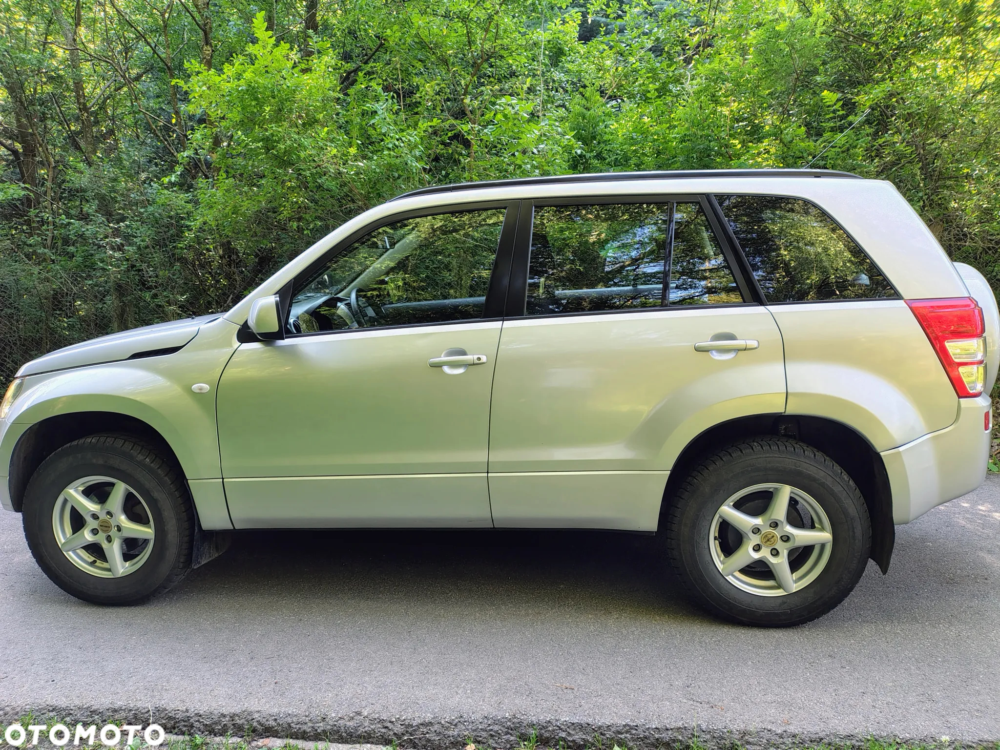 Suzuki Grand Vitara - 2