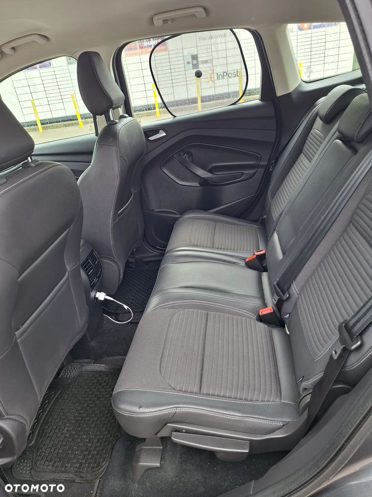 Ford Kuga 1.5 EcoBoost 2x4 Titanium - 20
