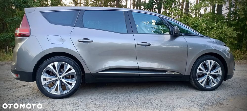 Renault Grand Scenic - 15