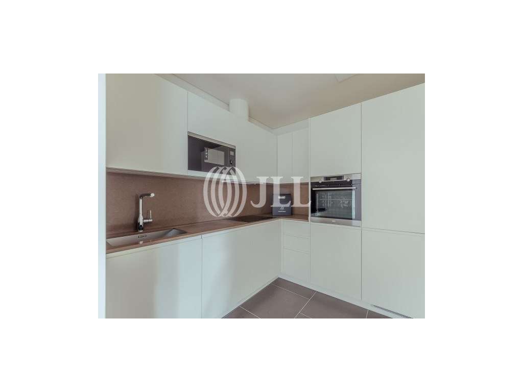Apartamento T2 com jardim e garagem, nas Amoreiras, Lisboa - Grande imagem: 3/14