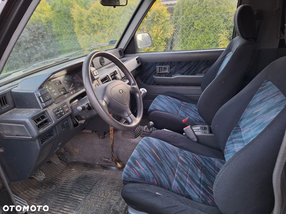 Daihatsu Feroza 1.6 SE - 10