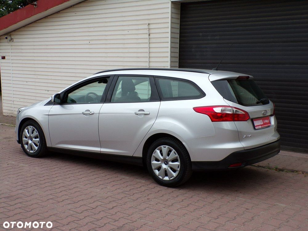 Ford Focus - 10
