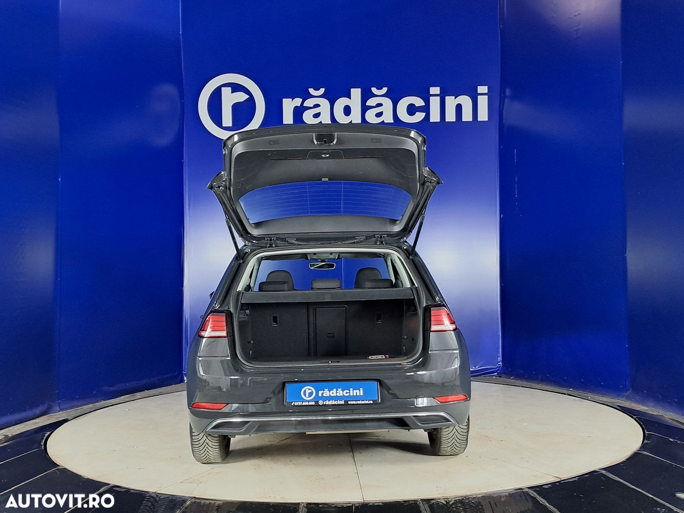 Volkswagen Golf - 19
