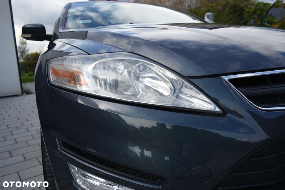 Ford Mondeo - 22