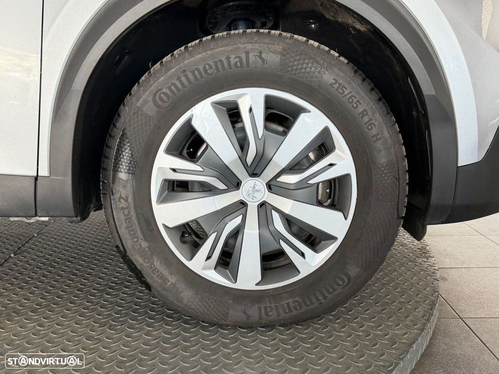 Peugeot e-2008 50 kWh Active Pack - 3