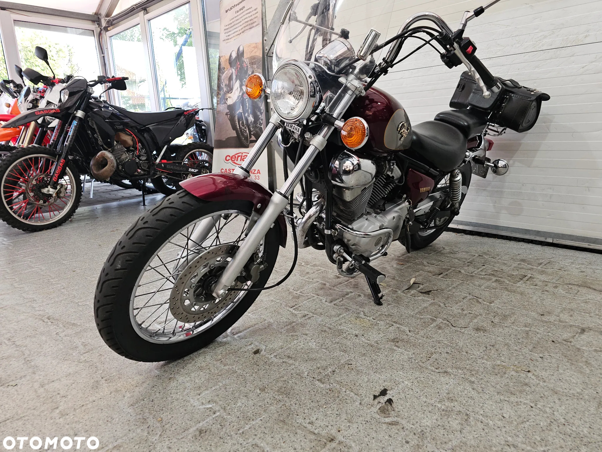 Yamaha XV - 11