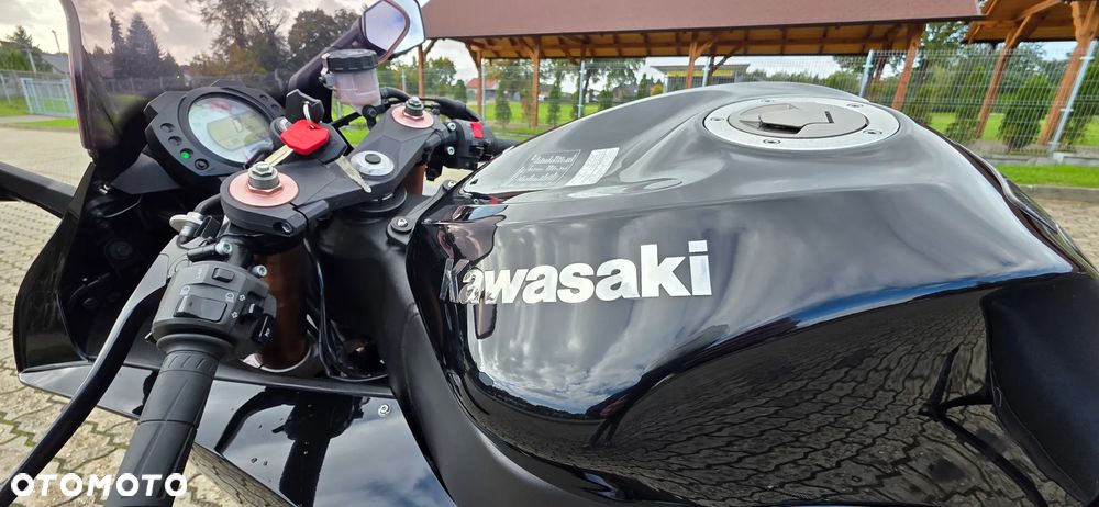 Kawasaki ZXR - 18