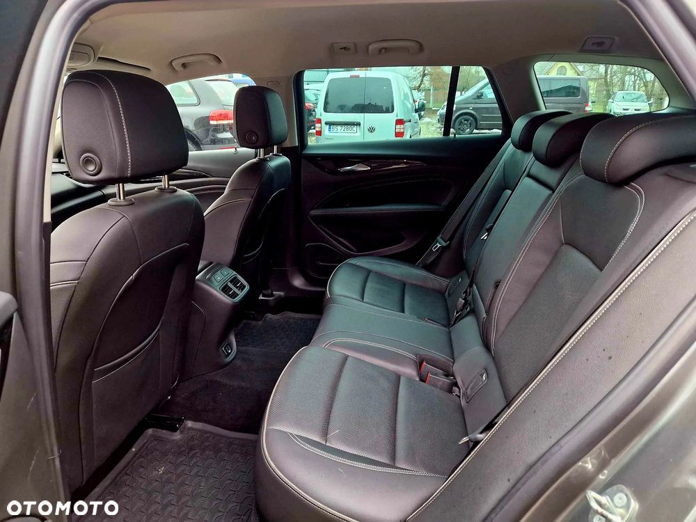 Opel Insignia 2.0 CDTI automatik Business Innovation - 6