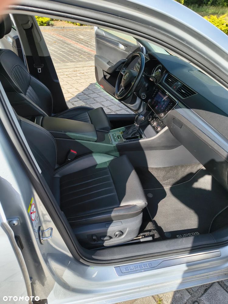 Skoda Superb 2.0 TDI DSG Premium Edition - 18