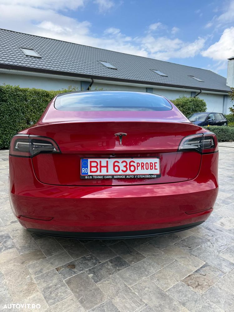 TESLA Model 3 2021 — imagine 8