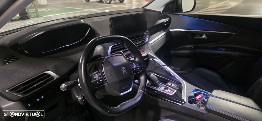 Peugeot 3008 1.2 PureTech Allure Pack EAT8 - 9