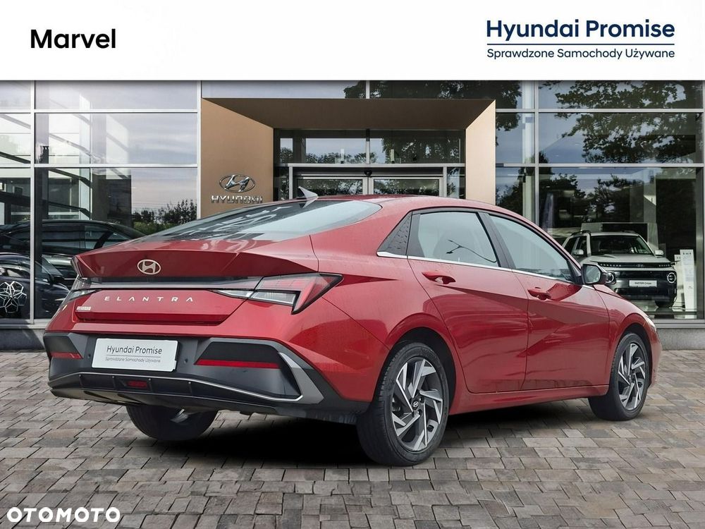 Hyundai Elantra - 6