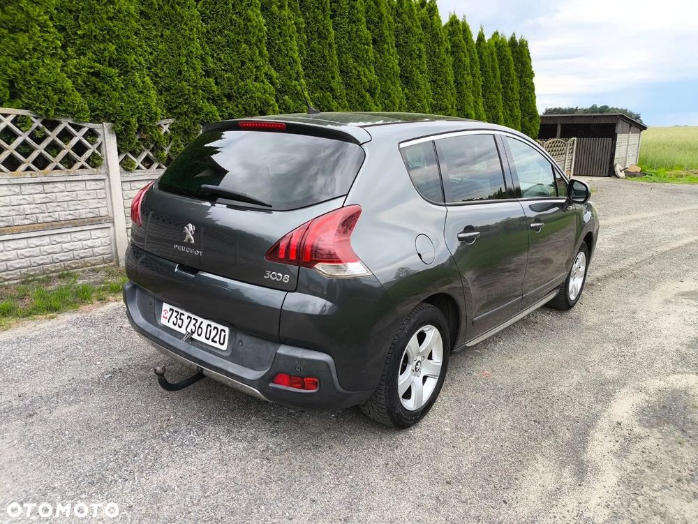 Peugeot 3008 HDi 150 Allure - 8