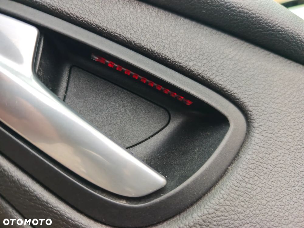 Ford Focus 1.6 EcoBoost Start-Stopp-System Titanium - 23
