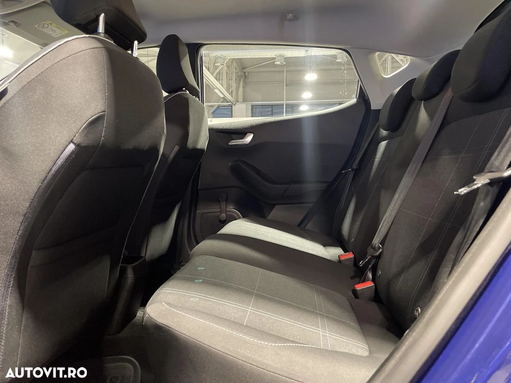 Ford Fiesta - 12