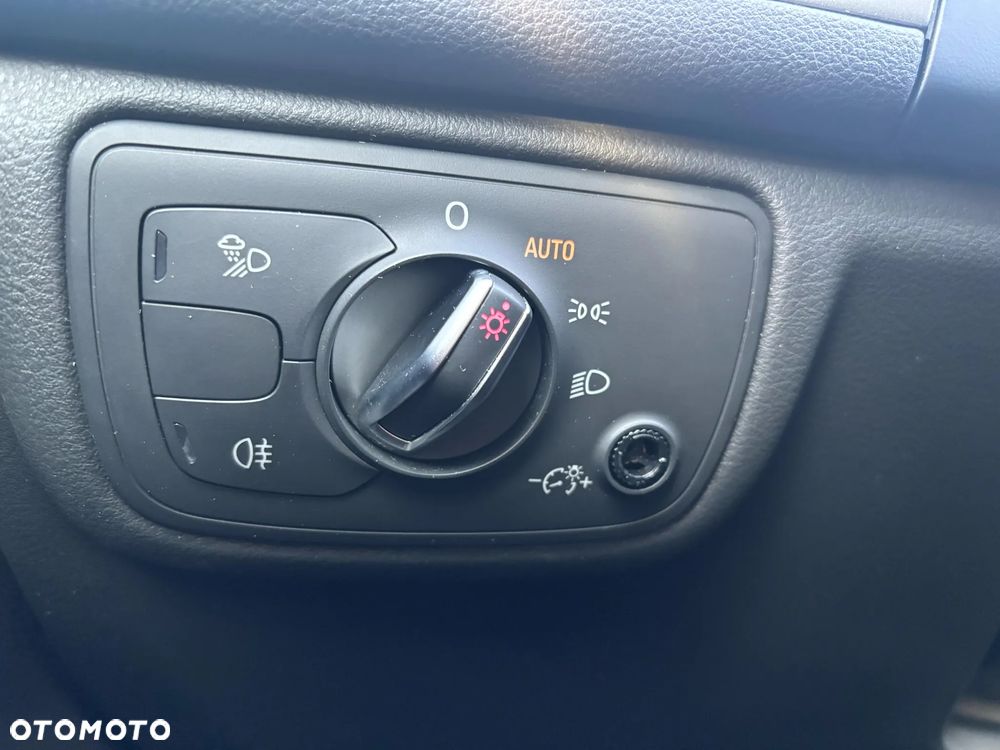 Audi A6 Avant 2.0 TDI ultra S tronic - 16