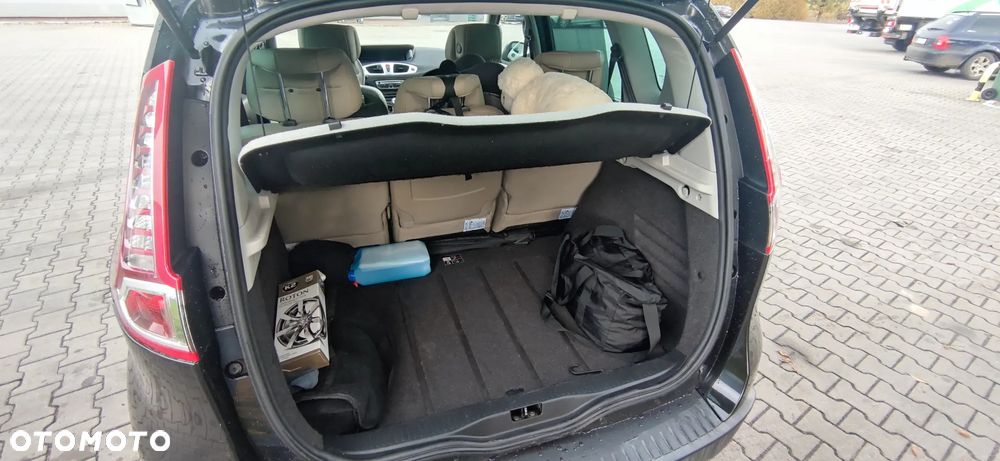 Renault Scenic 1.4 16V TCE Bose Edition - 8