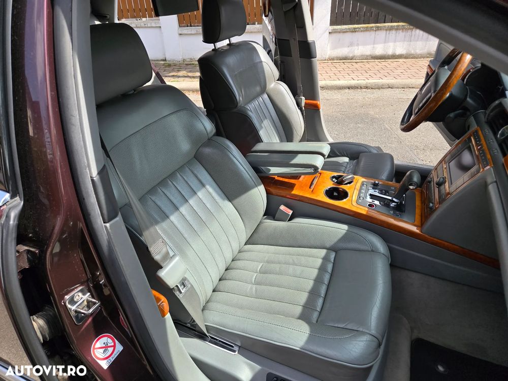 Volkswagen Phaeton - 19