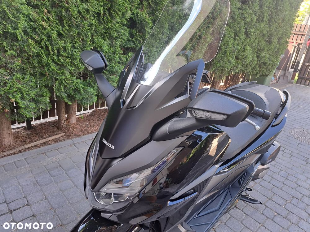 Honda NSS - 9