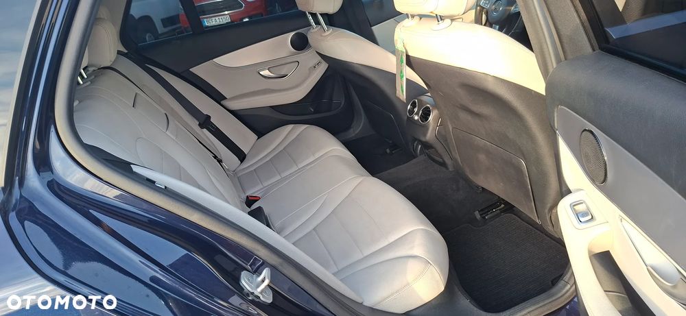 Mercedes-Benz Klasa C 180 7G-TRONIC Avantgarde - 28