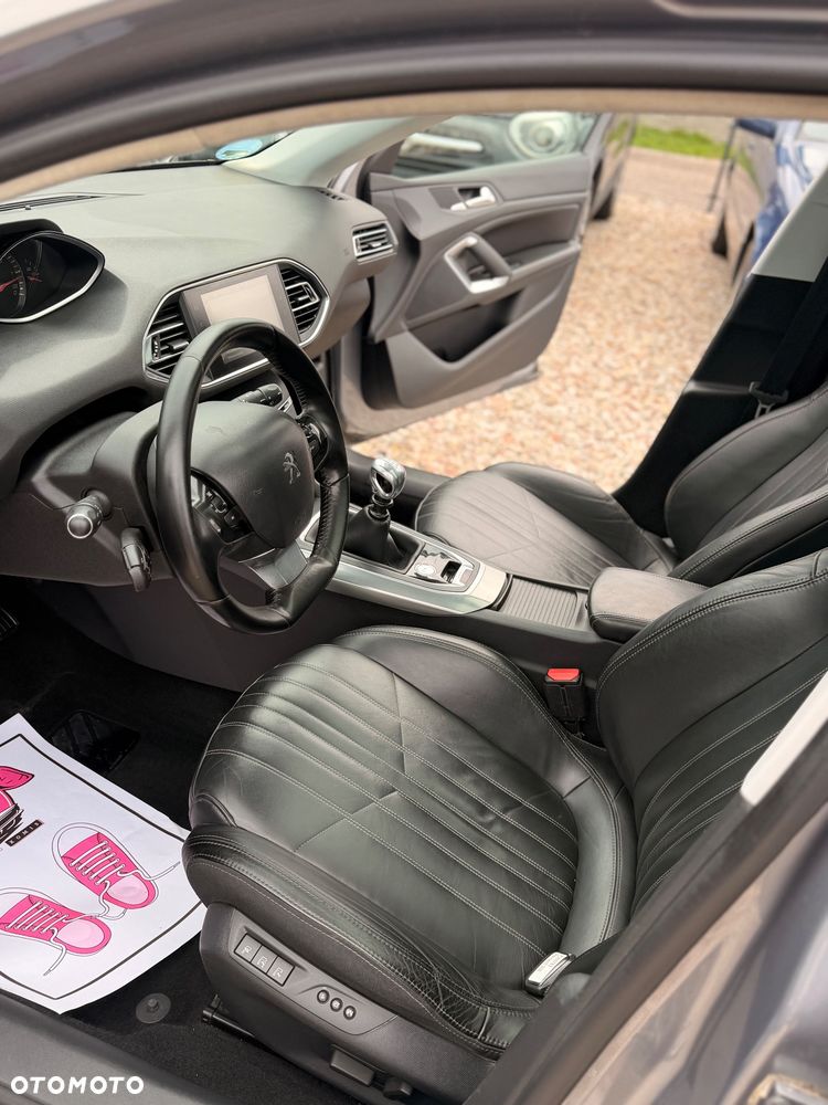 Peugeot 308 2.0 HDi Allure - 6