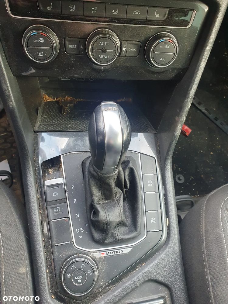 Volkswagen Tiguan 2.0 TDI SCR 4MOTION DSG Highline - 21