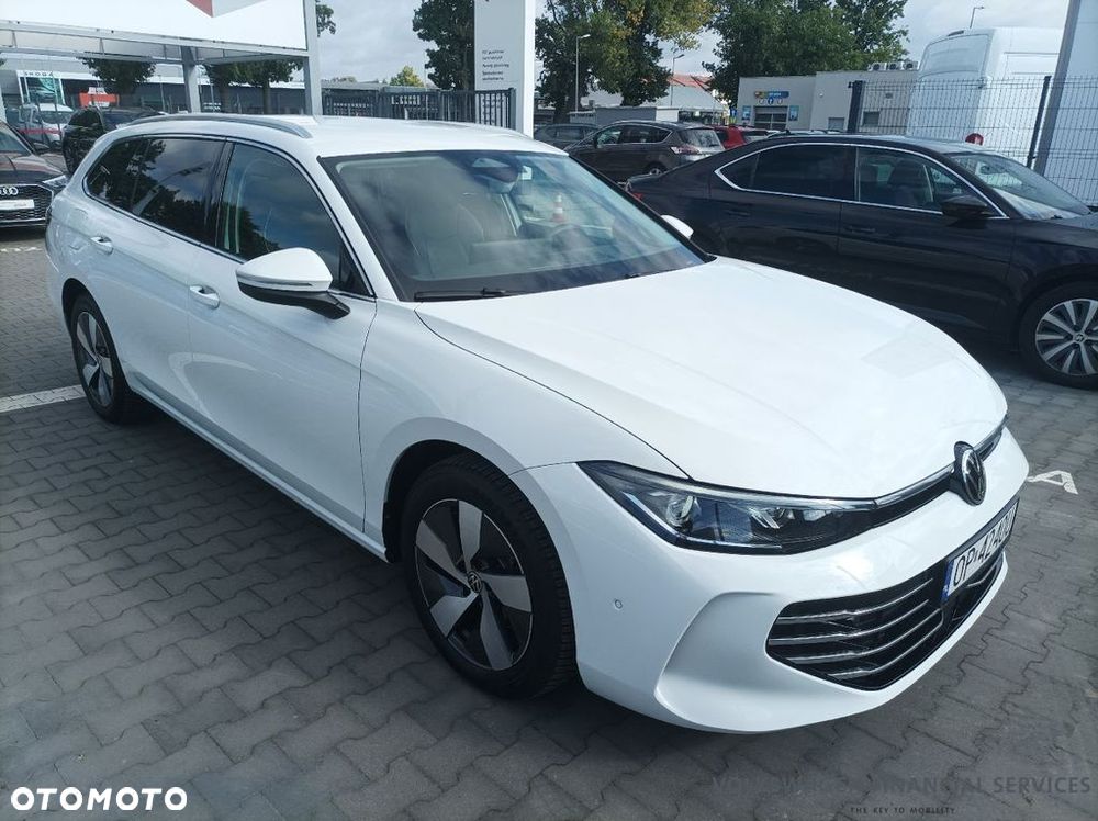 Volkswagen Passat 2.0 TDI SCR DSG Elegance - 1
