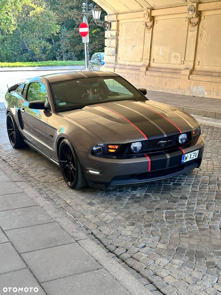 Ford Mustang 5.0 V8 GT - 1