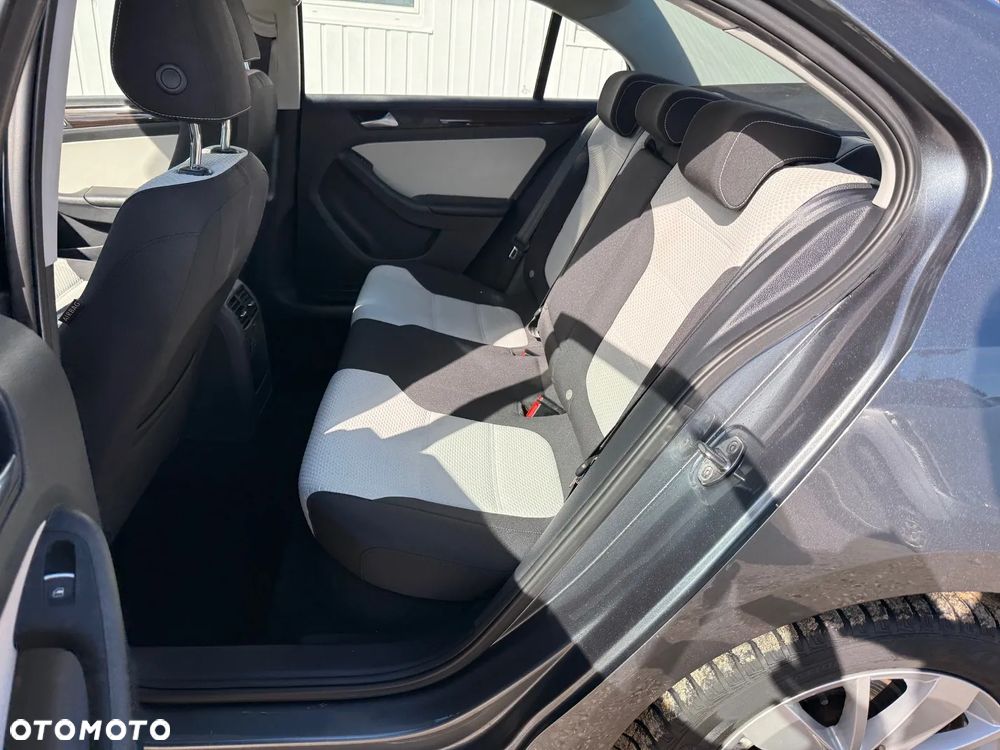 Volkswagen Jetta 2.0 TDI DPF BMT Comfortline - 21