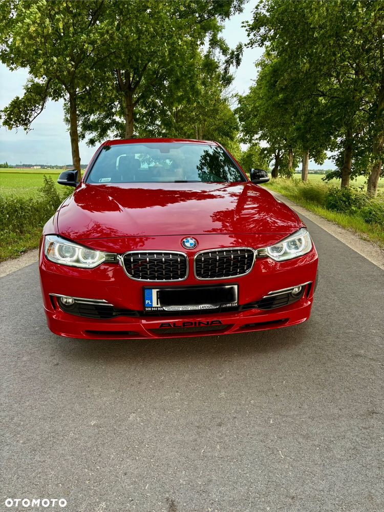 BMW Seria 3 328i xDrive Sport-Aut Sport Line - 9