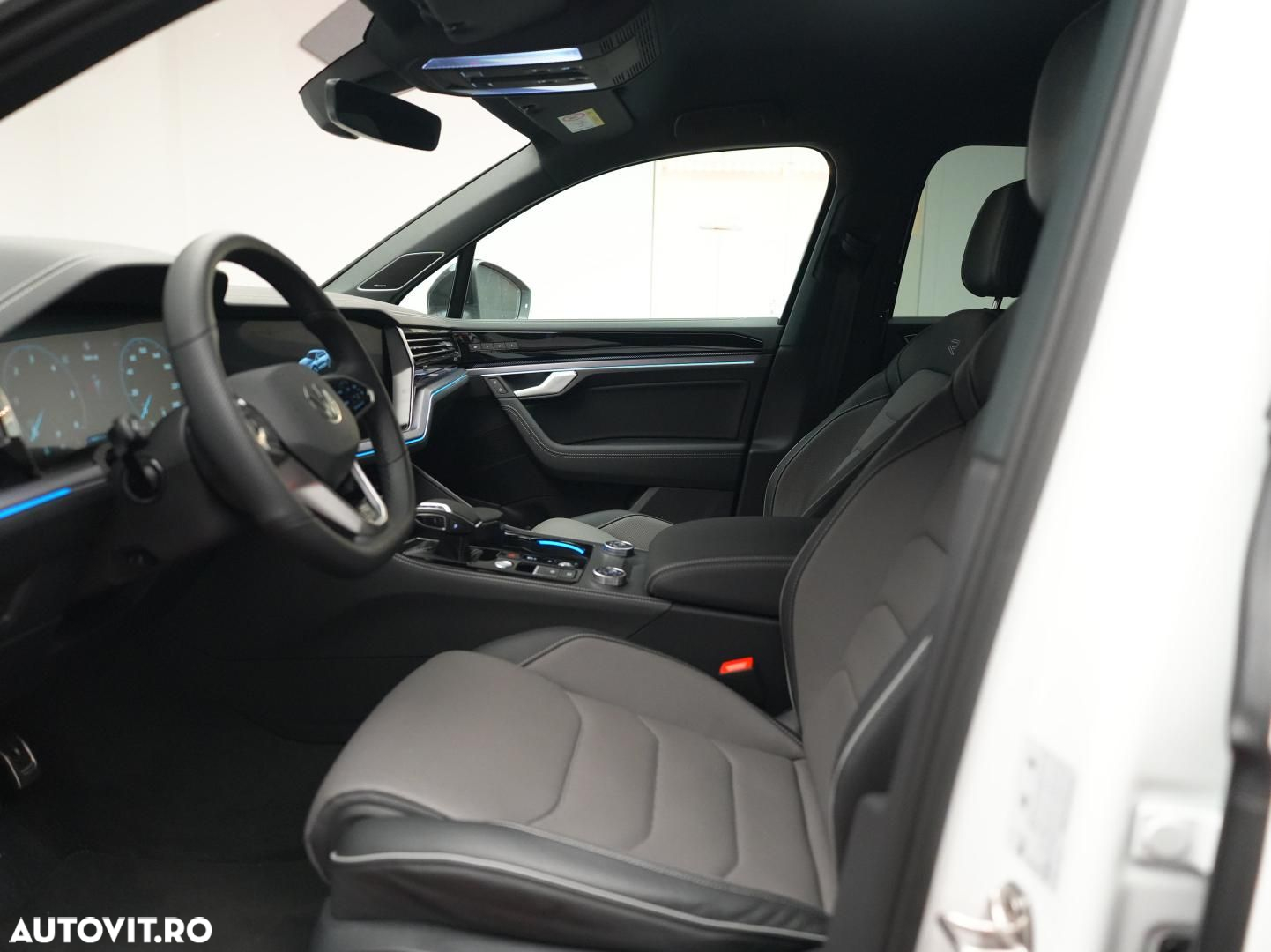 Volkswagen Touareg - 9
