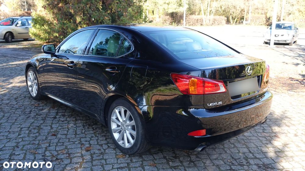 Lexus IS 250 Elegance - 3