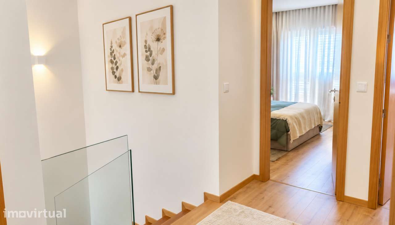 Moradia V4 remodelada, próxima do mar, em Aver o mar, P. Varzim - Grande imagem: 5/18
