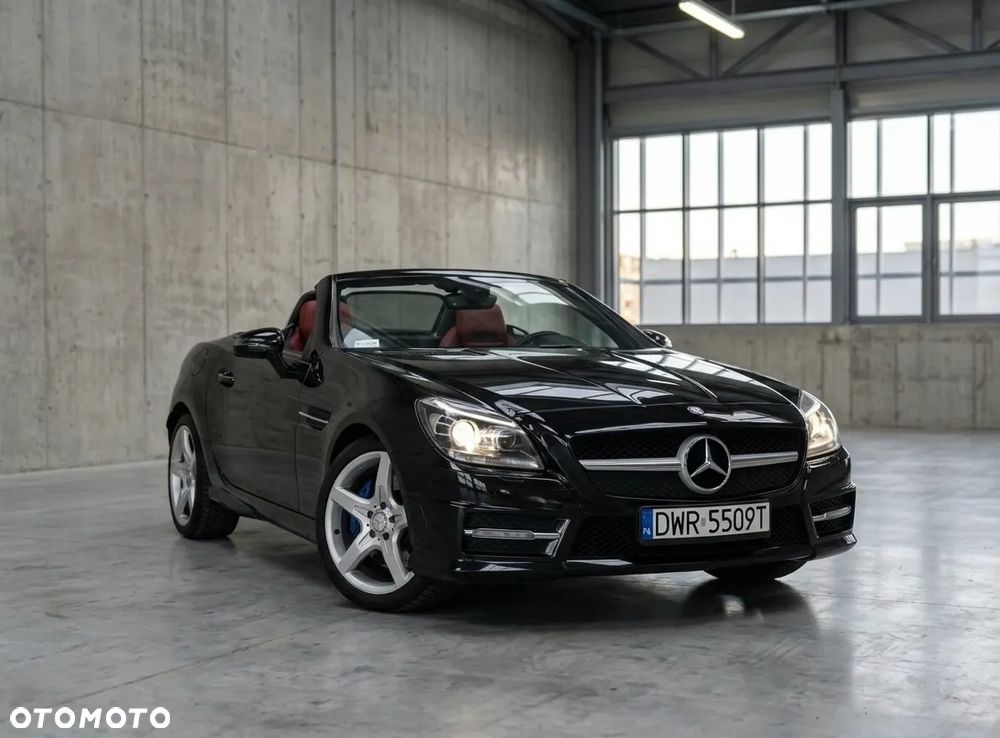 Mercedes-Benz SLK 350 (BlueEFFICIENCY) 7G-TRONIC - 1