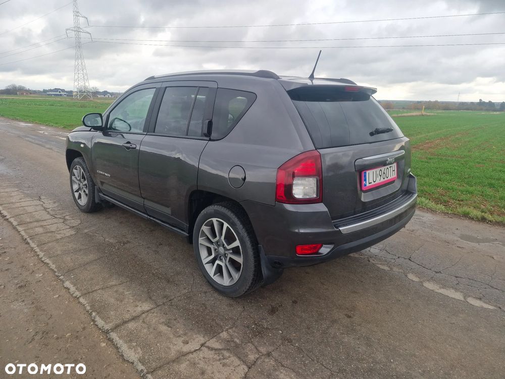 Jeep Compass - 8